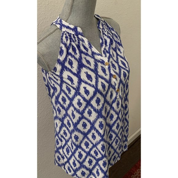 Lilly Pulitzer 100% Silk Top XXS Blue White Sleeveless Beautiful Buttons RARE - Picture 3 of 7